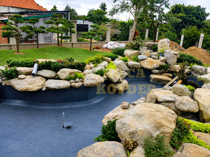 Kinh Nghiệm Chống Thấm Hồ Cá Koi Giúp Tăng Độ Bền Công Trình 2 Hiện tượng thấm nước có thể gây ẩm mốc tường, nứt nền hoặc ảnh hưởng đến các hạng mục xung quanh