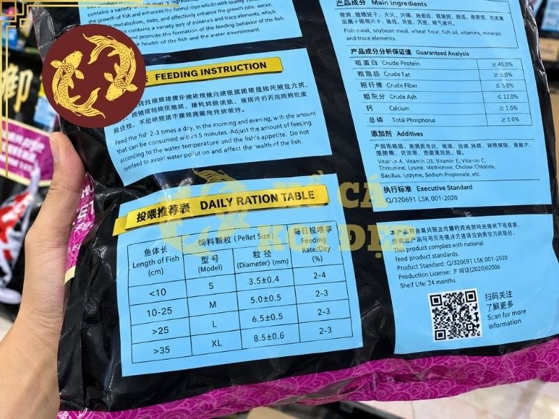 Top Cám Koi 2026 Được Sử Dụng Phổ Biến Hiện Nay 5 Protein, chất béo, carbohydrate, vitamin và khoáng chất là những yếu tố cần xem xét khi lựa chọn thức ăn.